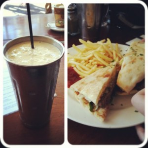 Lunch im Le Paris-Go Café